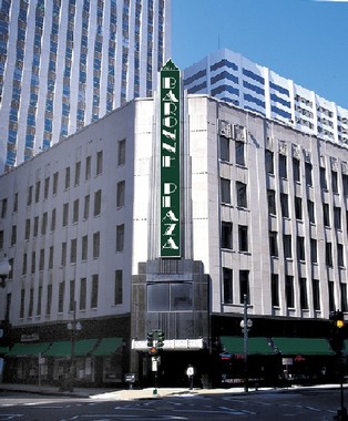 Wyndham Garden Baronne Plaza Wyndham Garden Baronne Plaza